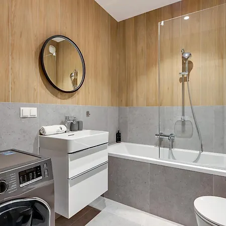 Scala 60e Center Premium With Parking By Lion Apartament Gdańsk