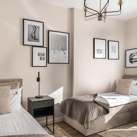 Scala 60e Center Premium With Parking By Lion Apartament *