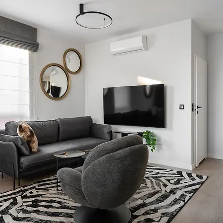 Scala 60e Center Premium With Parking By Lion Apartament Gdańsk